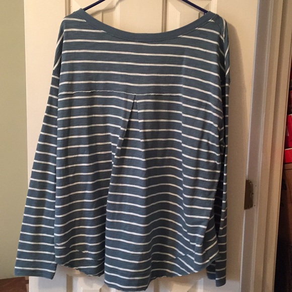 Free People high low top - Picture 2 of 3